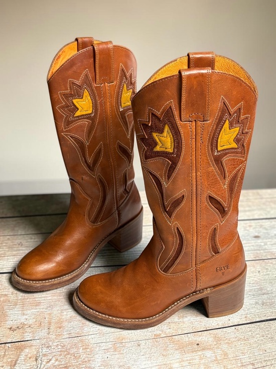 Frye Shoes - VTG Frye Sabrina Floral Inlay Campus Leather Boots 5.5 Boho Western